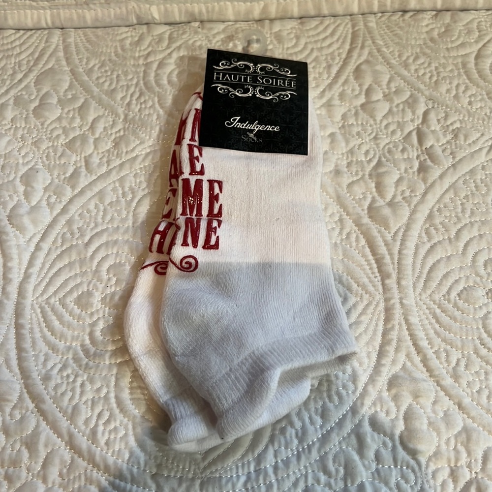 Haute Soirée ankle socks, IF YOU CAN READ THIS BRING‎ ME SOME WINE
